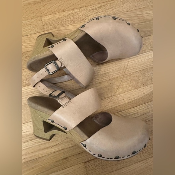 Dansko Women’s Thea Studded Dandal Size 36/5 - Picture 7 of 12